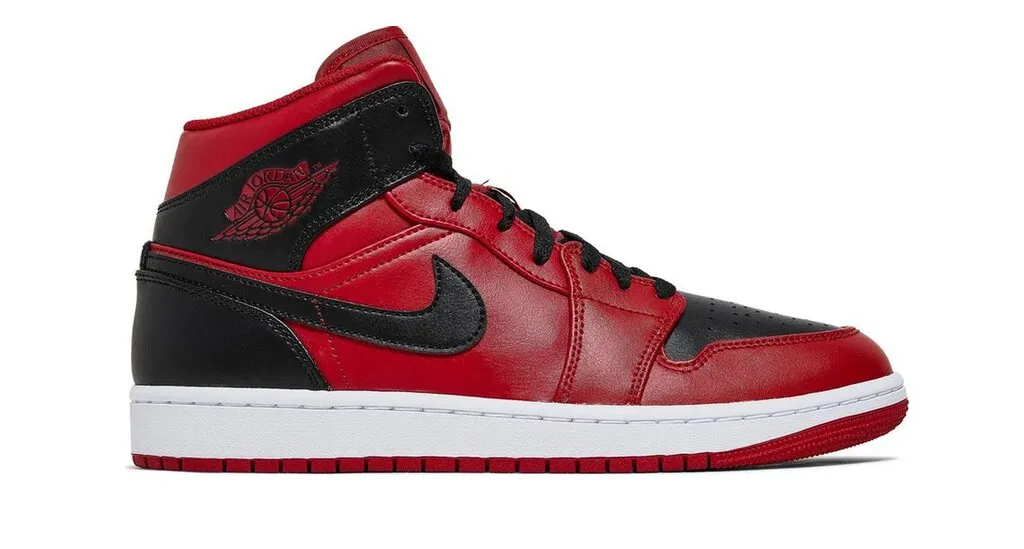 Air Jordan 1 Mid 'Reverse Bred'