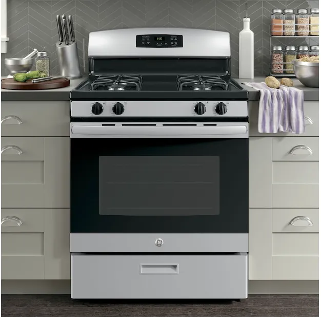 GE  30-in 4 Burners 4.8-cu ft Freestanding Gas Range (Stainless Steel)