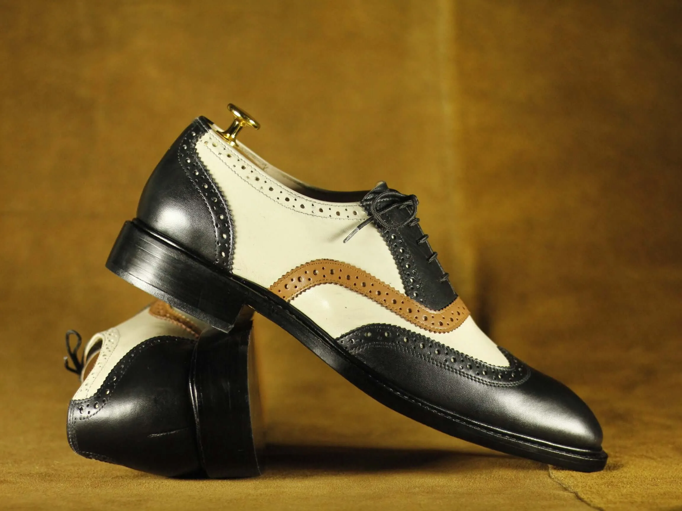 Lace Up Leather Stylish Black White Shoes Men's Dress Shoes