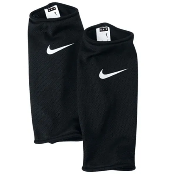 Nike Guard Lock Soccer Sleeves (Black)