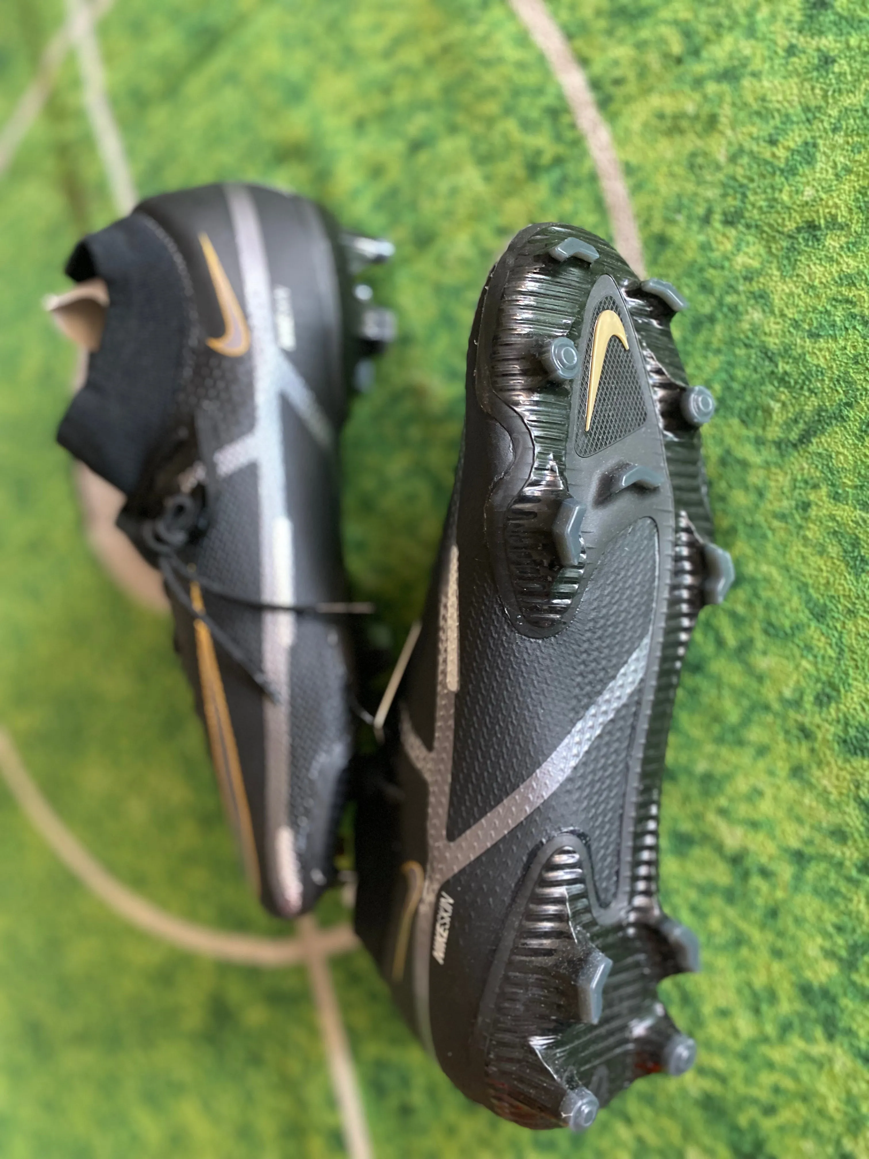 Nike Phantom Pro GT2 FG Soccer Cleats