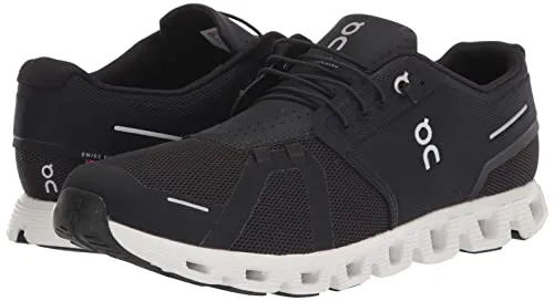 ON Men's Cloud 5 Sneakers, Black/White Trail Shoes