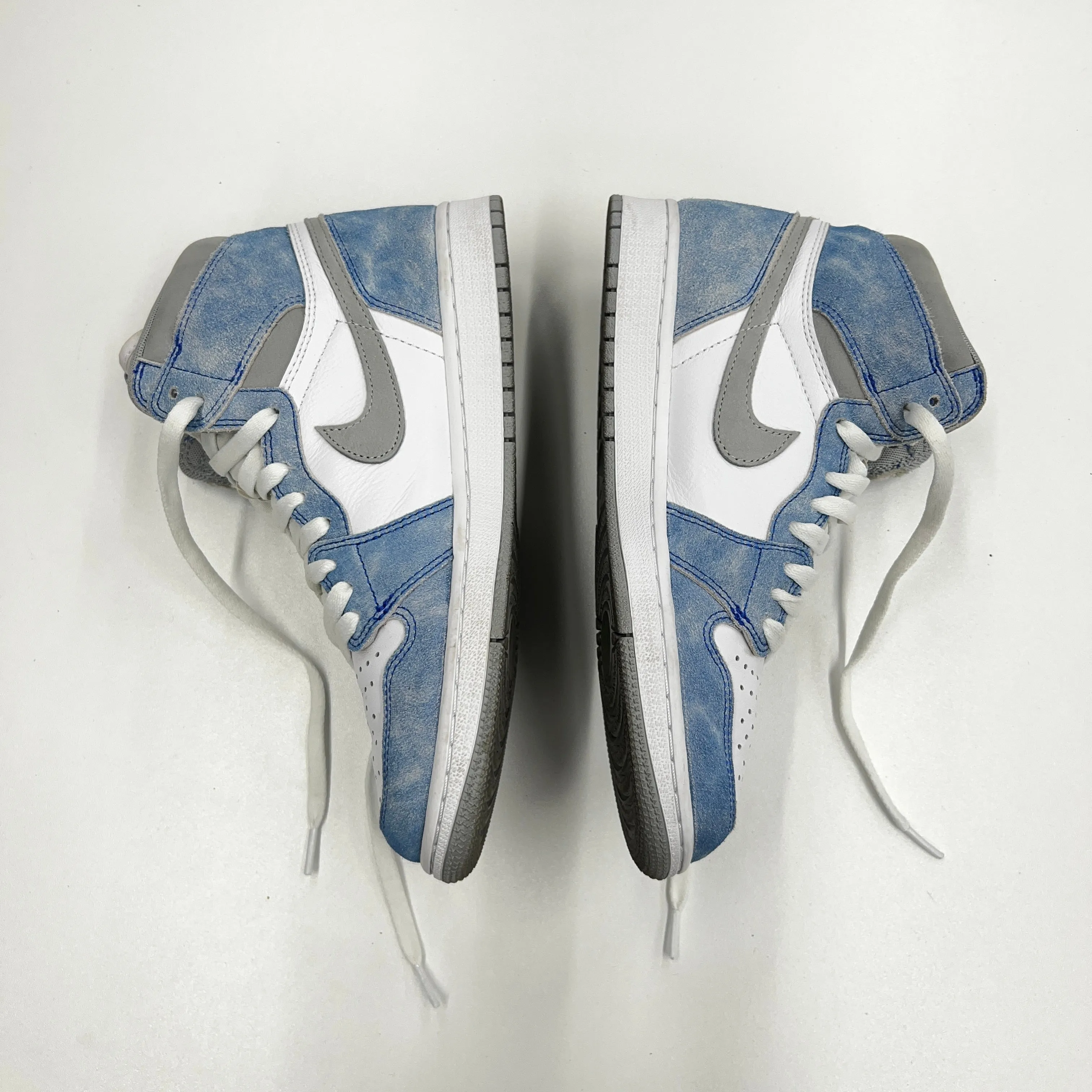 PRE LOVED - JORDAN 1 RETRO HIGH OG HYPER ROYAL (M)