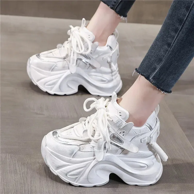 Tide & Trend Sneakers