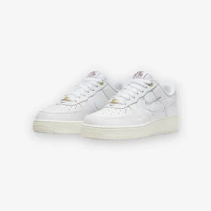 Women's Nike Air Force 1 '07 Premium White Sail Team Red DZ5616-100